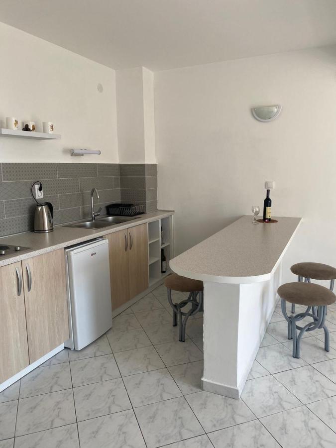 Apartments Villa Relax Petrovac エクステリア 写真