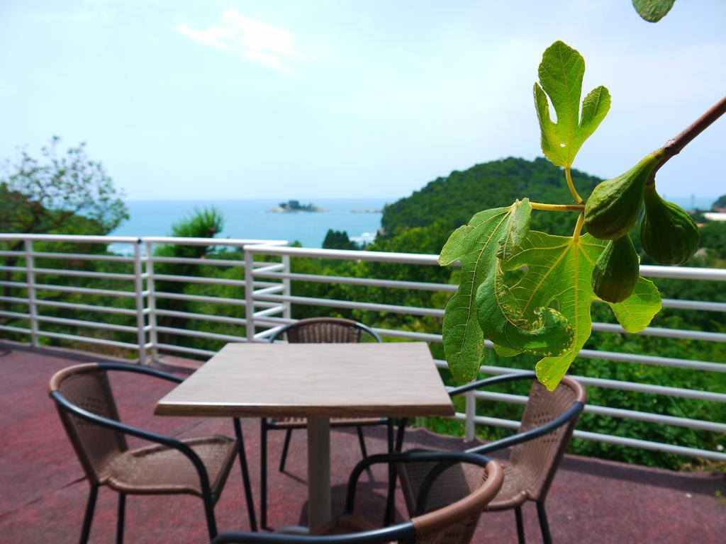 Apartments Villa Relax Petrovac エクステリア 写真
