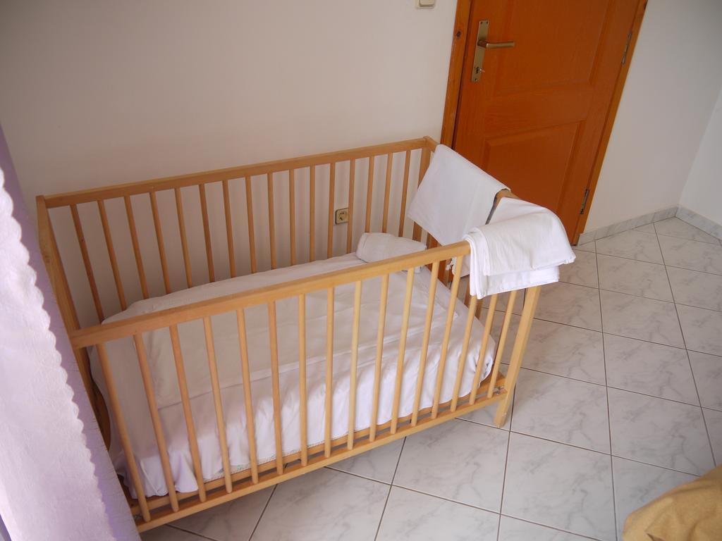 Apartments Villa Relax Petrovac エクステリア 写真