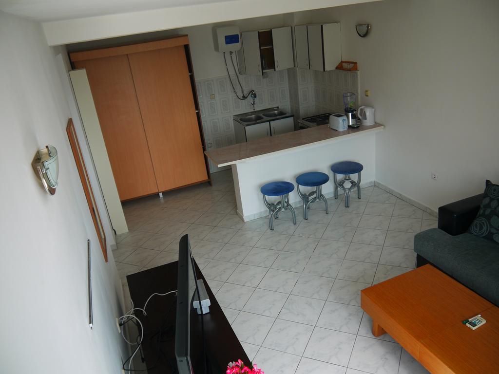 Apartments Villa Relax Petrovac エクステリア 写真